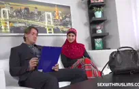 سخيف مؤخرتي الفاسقة مع دسار كبيرة.