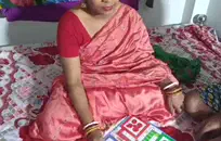 جينا وجاي في مشهد عبودية.