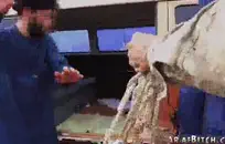 خنثى كيمبرلي ديفين تمتص والملاعين.