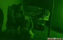 صغير في سن المراهقة gf يحب ذلك في المؤخرة.