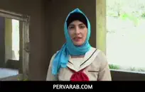 Pawg في سن المراهقة الملاعين و creams على بي بي سي في عامة parking الكثير