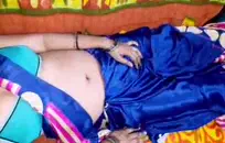 ربة منزل قرنية مص و سخيف أخي مع نائب الرئيس في الفم.