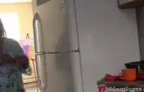 جوارب طويلة femboy إغاظة الحمار مع لعبة.