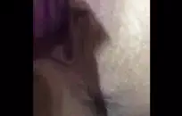 هو مارس الجنس مفلس امرأة سمراء في المؤخرة.