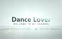 صغيرتي في سن المراهقة ملاك فيكي الملاعين أمام أخيها.